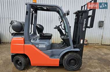 Вилочний навантажувач Toyota 02-8FG25 2014 в Києві