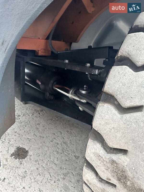 Вилочный погрузчик Toyota 02-8FGF15 2015 в Ужгороде