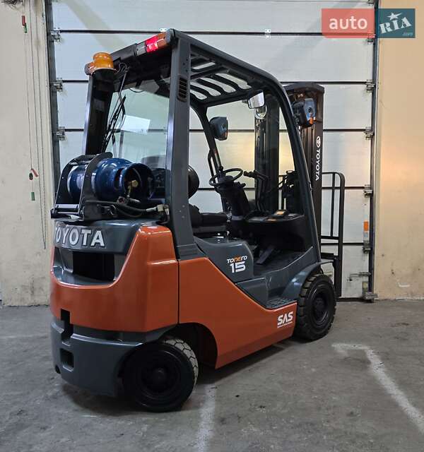 Вилочный погрузчик Toyota 02-8FGF15 2019 в Киеве
