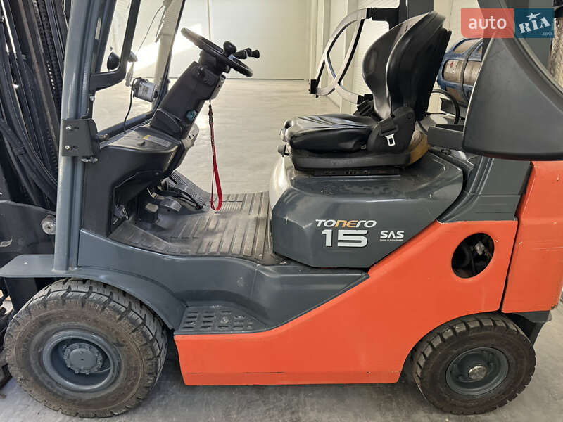 Вилочный погрузчик Toyota 02-8FGF15 2009 в Львове