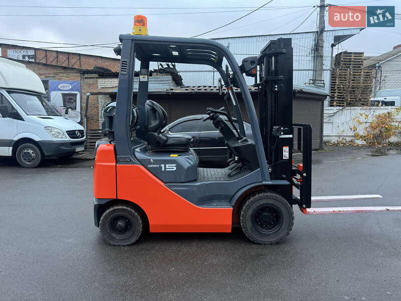 Вилочний навантажувач Toyota 02-8FGF15 2019 в Вінниці