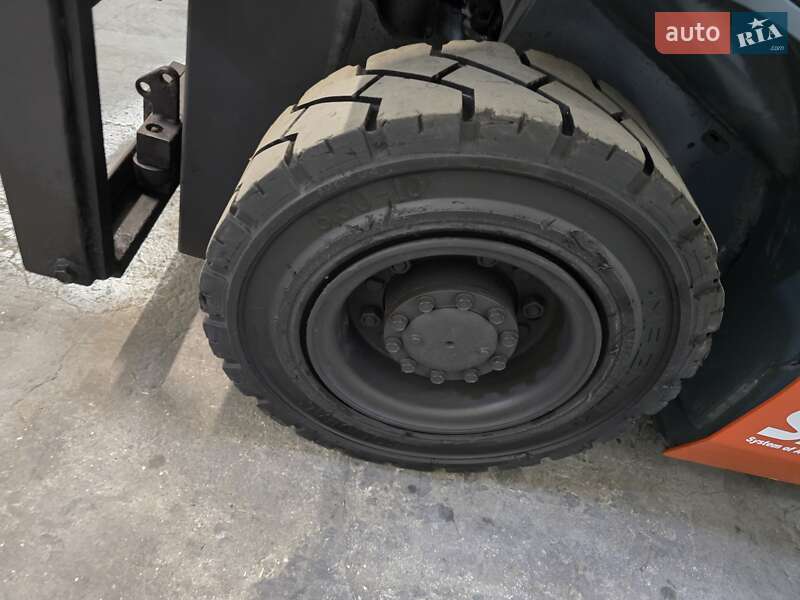 Вилочний навантажувач Toyota 02-8FGF15 2016 в Києві фото 12 Вилочний навантажувач Toyota 02-8FGF15 2016 в Києві