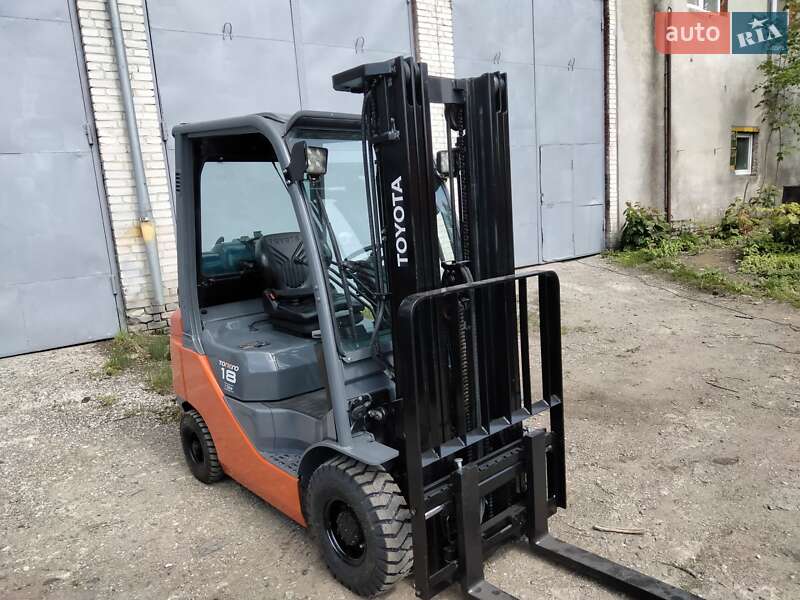 Toyota 02-8FGF18 2016