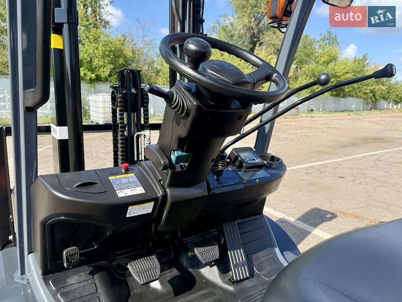 Вилочный погрузчик Toyota 02-8FGF20 2020 в Кривом Роге