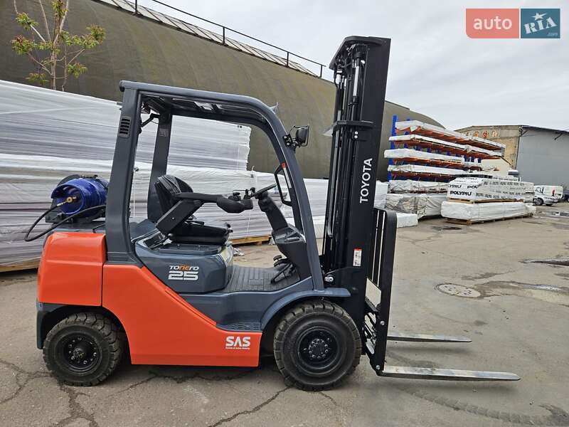 Вилочный погрузчик Toyota 02-8FGF25 2016 в Киеве фото 20 Вилочный погрузчик Toyota 02-8FGF25 2016 в Киеве