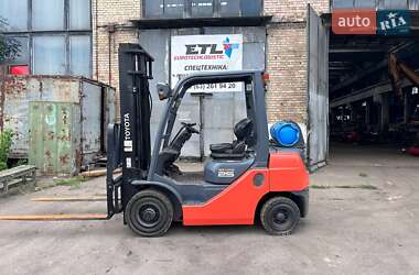Вилочний навантажувач Toyota 02-8FGF25 2019 в Києві