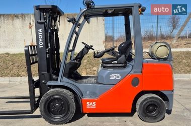 Вилочный погрузчик Toyota 02-8FGF30 2019 в Пустомытах