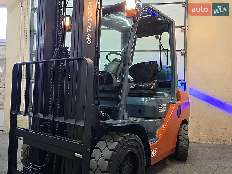 Toyota 02-8FGF30 2019