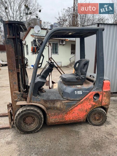 Toyota 32-8FG15 2016