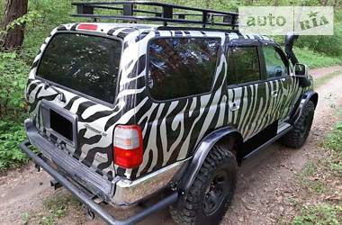 Позашляховик / Кросовер Toyota 4Runner 1999 в 