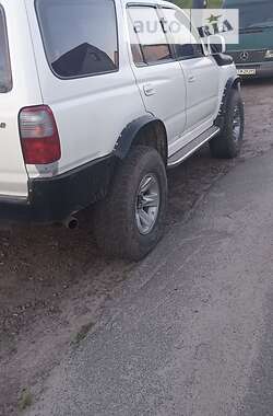 Внедорожник / Кроссовер Toyota 4Runner 2000 в Василькове