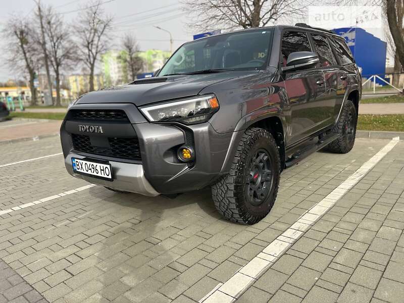 Позашляховик / Кросовер Toyota 4Runner 2019 в Хмельницькому