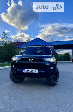 Внедорожник / Кроссовер Toyota 4Runner 2015 в 