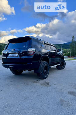 Внедорожник / Кроссовер Toyota 4Runner 2015 в 