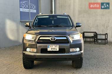 Позашляховик / Кросовер Toyota 4Runner 2013 в Івано-Франківську