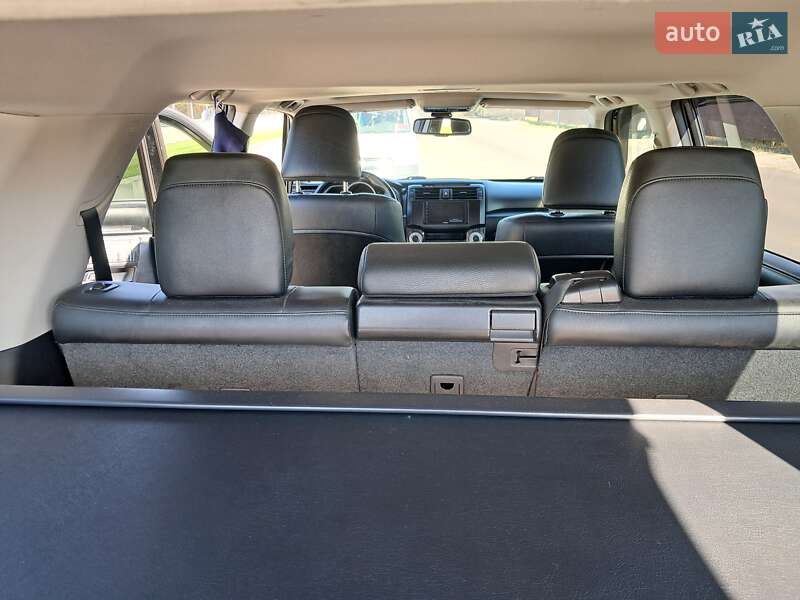 Позашляховик / Кросовер Toyota 4Runner 2011 в Києві