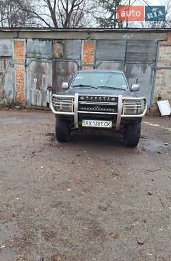 Внедорожник / Кроссовер Toyota 4Runner 1993 в Харькове
