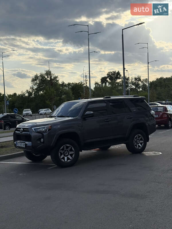 Позашляховик / Кросовер Toyota 4Runner 2020 в Києві