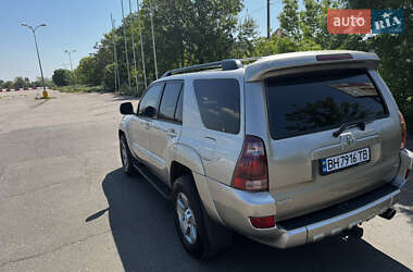 Позашляховик / Кросовер Toyota 4Runner 2004 в 
