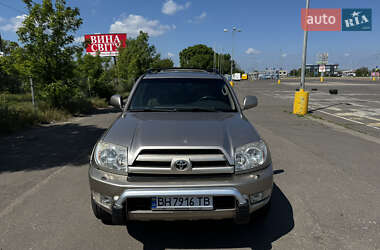 Позашляховик / Кросовер Toyota 4Runner 2004 в 