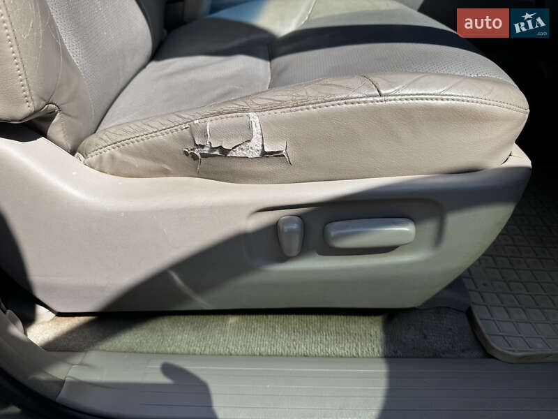 Внедорожник / Кроссовер Toyota 4Runner 2004 в Одессе