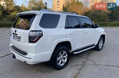 Внедорожник / Кроссовер Toyota 4Runner 2017 в 