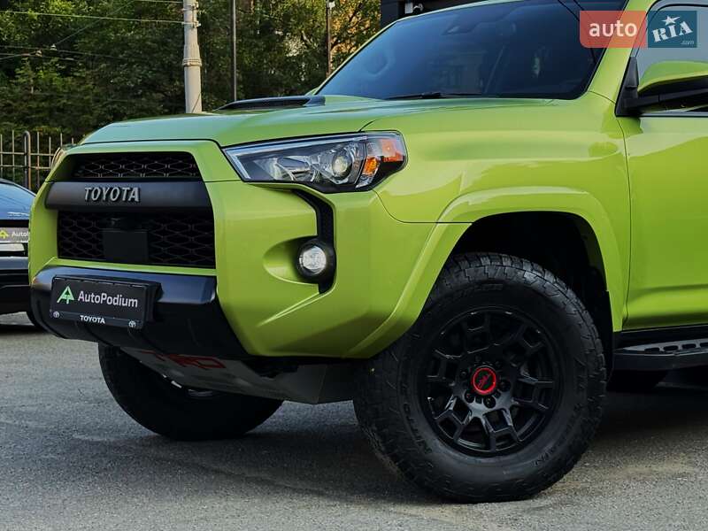 Внедорожник / Кроссовер Toyota 4Runner 2021 в Киеве