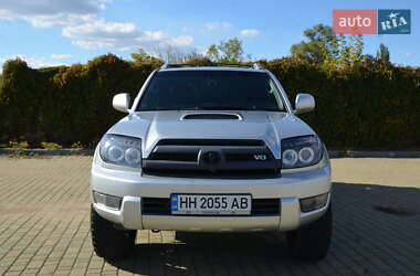 Внедорожник / Кроссовер Toyota 4Runner 2005 в  фото 8 Внедорожник / Кроссовер Toyota 4Runner 2005 в