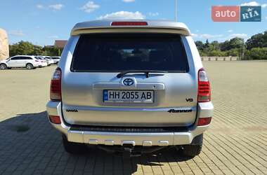 Внедорожник / Кроссовер Toyota 4Runner 2005 в  фото 15 Внедорожник / Кроссовер Toyota 4Runner 2005 в