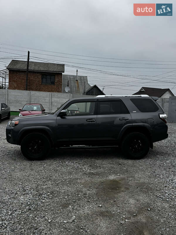 Позашляховик / Кросовер Toyota 4Runner 2014 в Білій Церкві