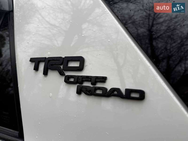 Внедорожник / Кроссовер Toyota 4Runner 2019 в Киеве