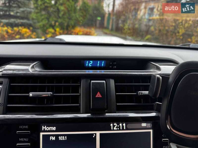 Внедорожник / Кроссовер Toyota 4Runner 2019 в Киеве