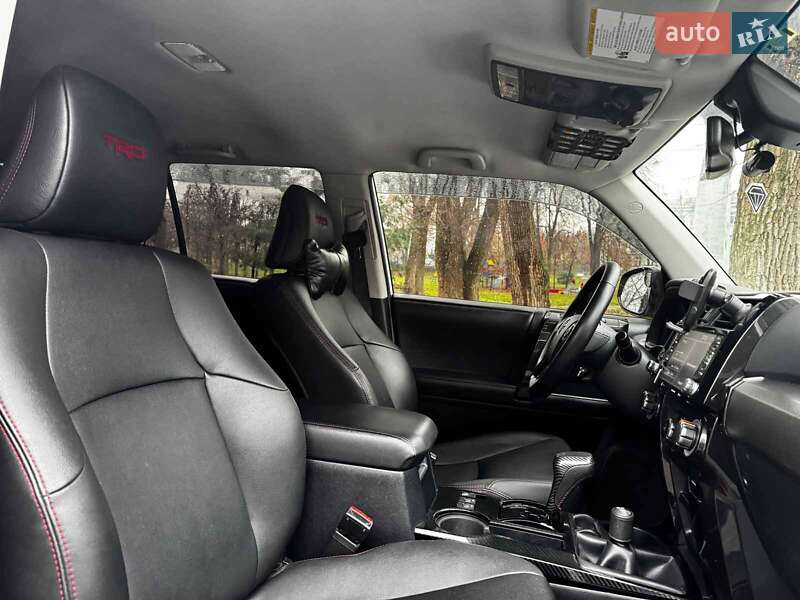 Внедорожник / Кроссовер Toyota 4Runner 2019 в Киеве
