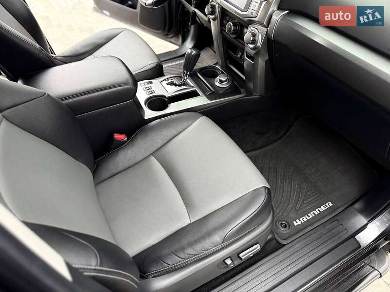 Внедорожник / Кроссовер Toyota 4Runner 2016 в Черкассах фото 17 Внедорожник / Кроссовер Toyota 4Runner 2016 в Черкассах