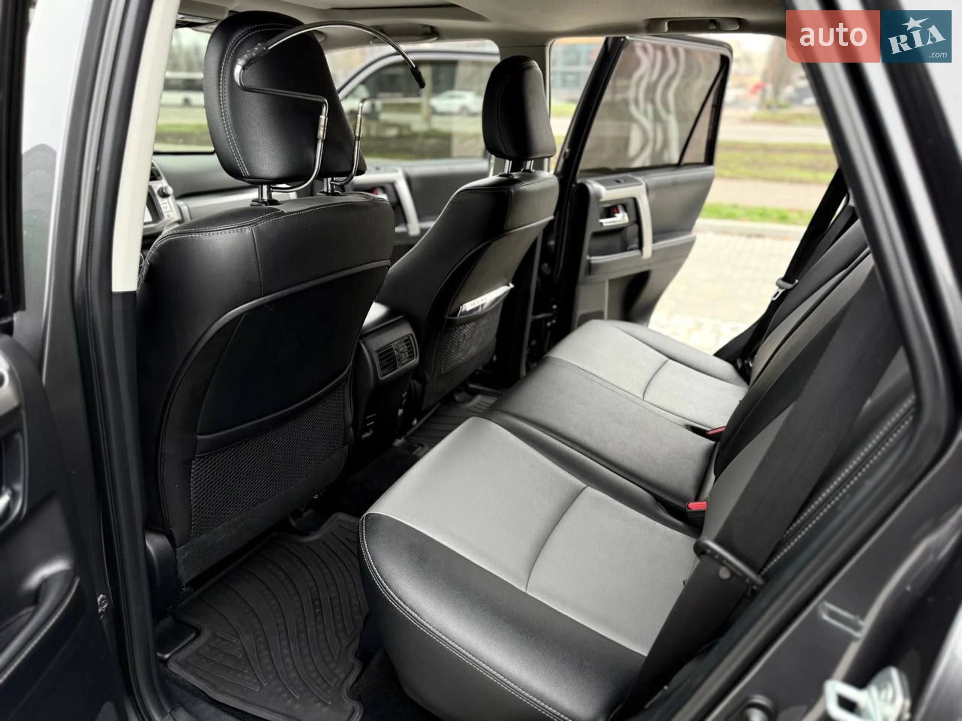 2016 Toyota 4Runner - мініатюра 21