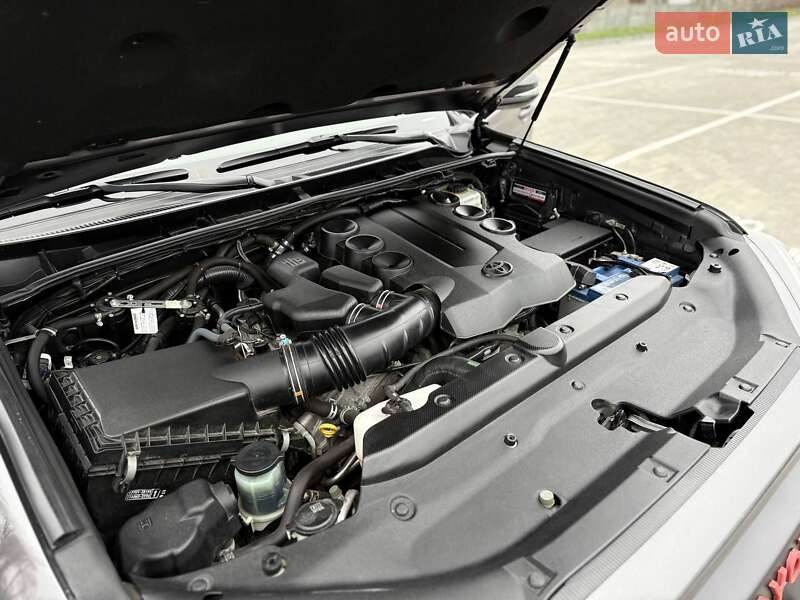 Внедорожник / Кроссовер Toyota 4Runner 2016 в Черкассах фото 29 Внедорожник / Кроссовер Toyota 4Runner 2016 в Черкассах