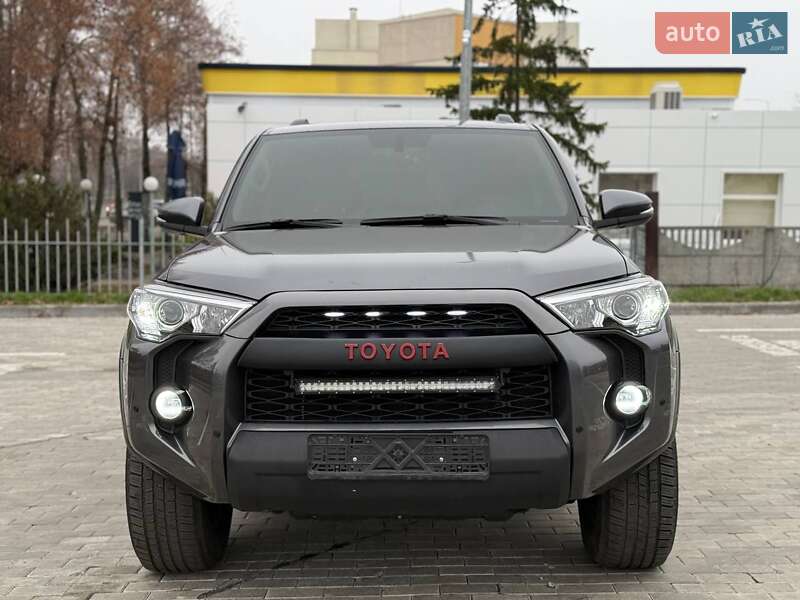 Toyota 4Runner 2016