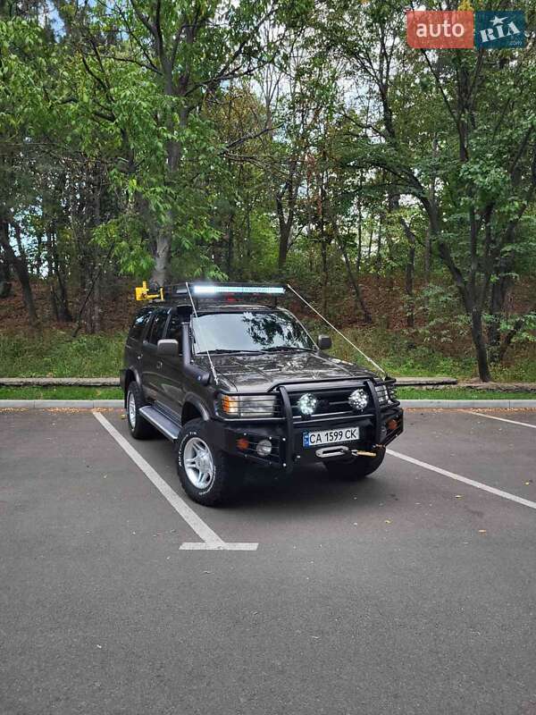 Внедорожник / Кроссовер Toyota 4Runner 1997 в Черкассах
