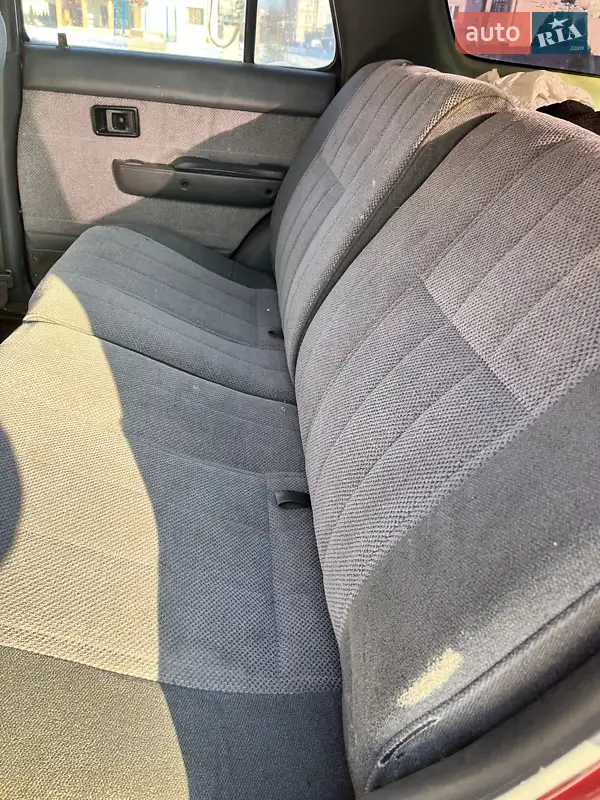 Toyota 4Runner 1990 VIN JT111VND009002357 фото оголошення 14 з 43