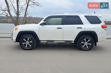 Внедорожник / Кроссовер Toyota 4Runner 2012 в Киеве