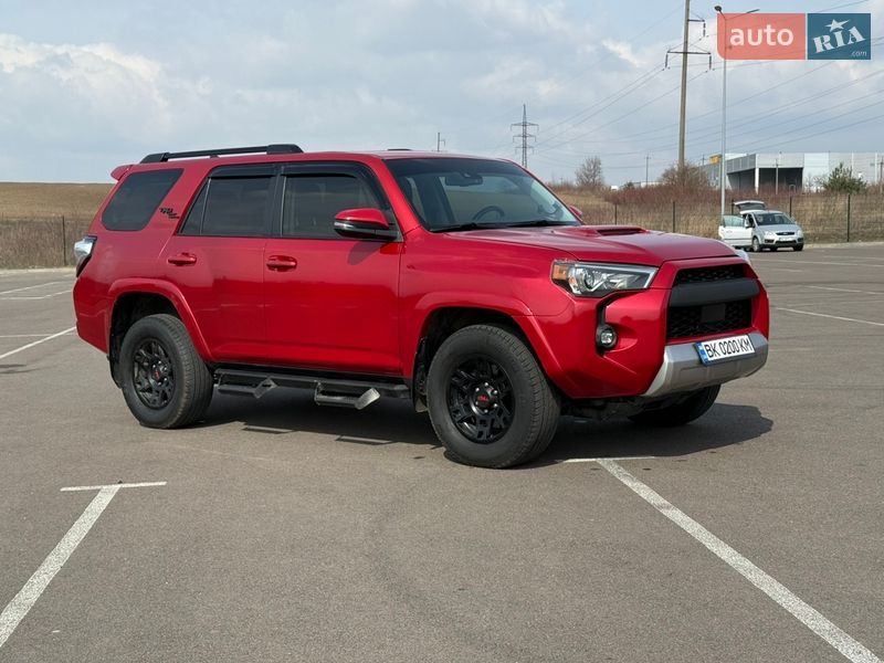 Внедорожник / Кроссовер Toyota 4Runner 2022 в Ровно