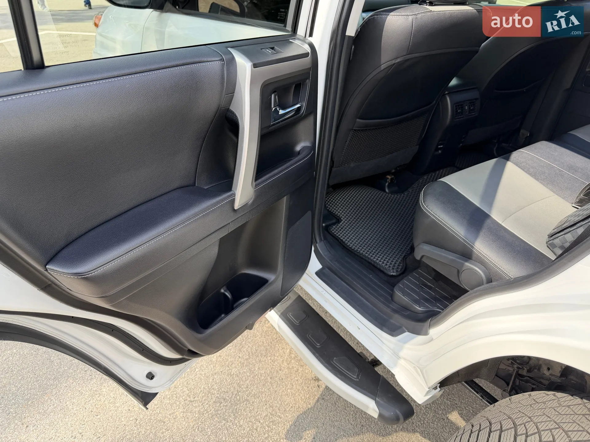 2017 Toyota 4Runner - мініатюра 11