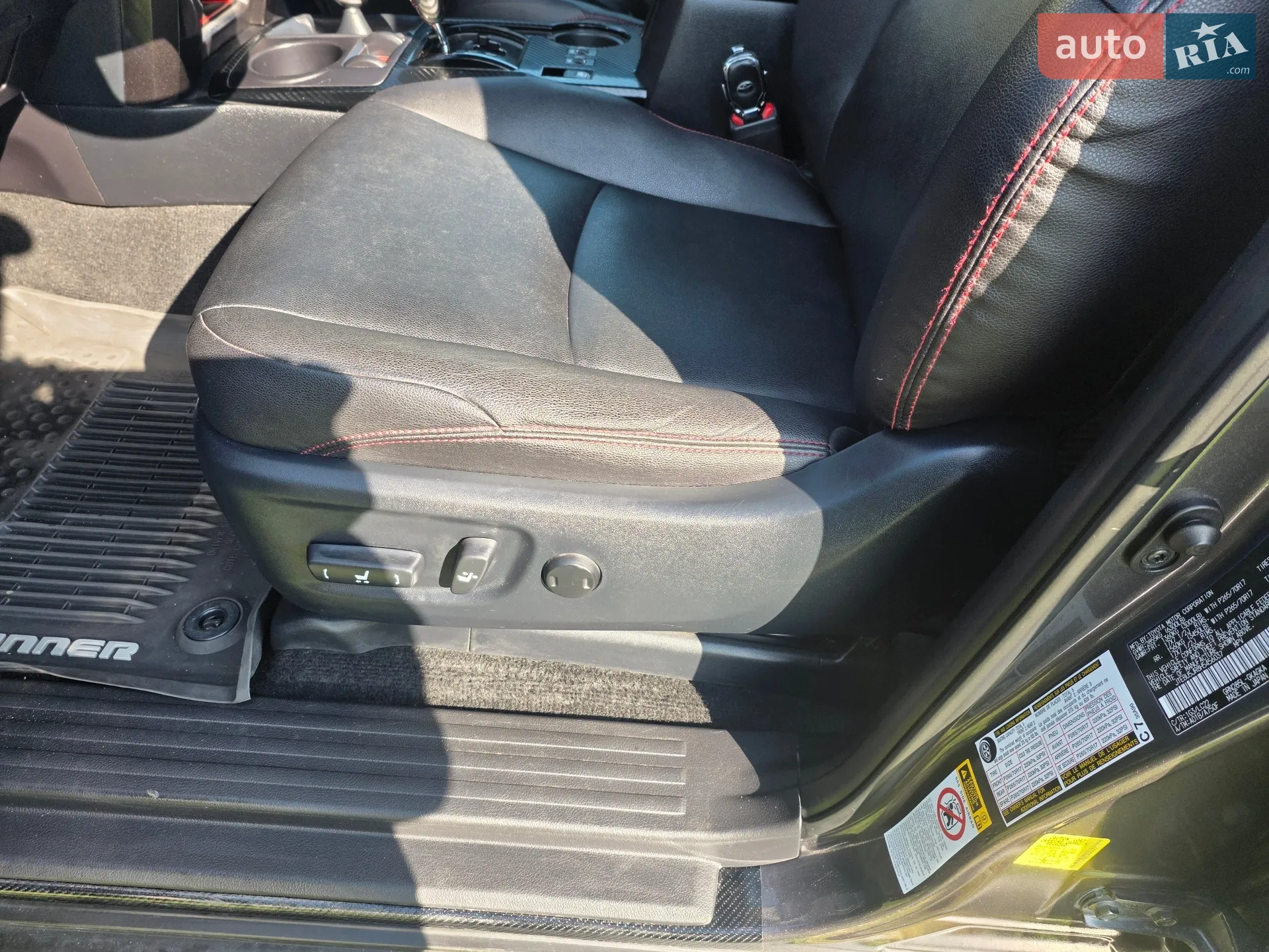 2017 Toyota 4Runner - мініатюра 30