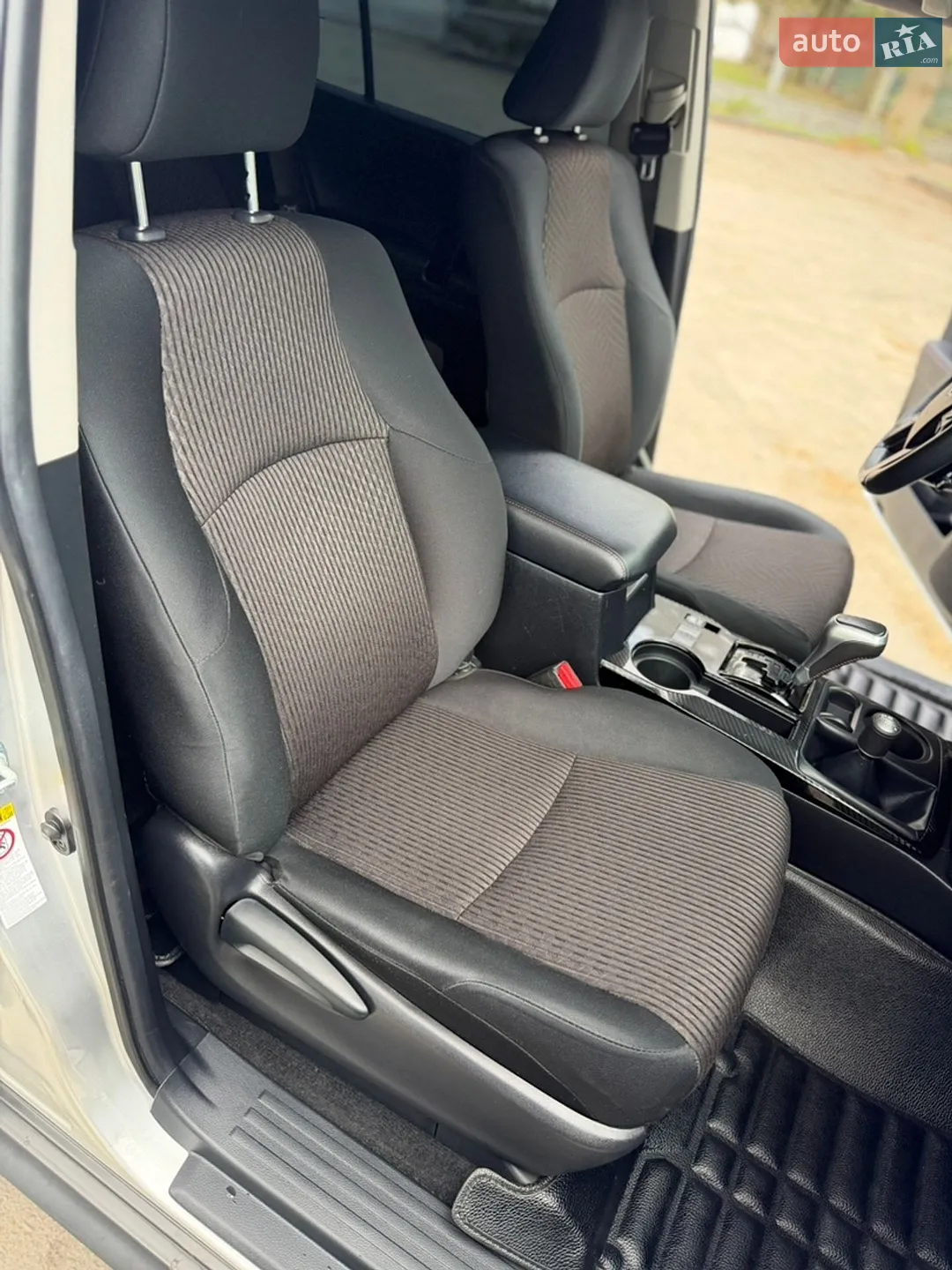 2018 Toyota 4Runner - мініатюра 19