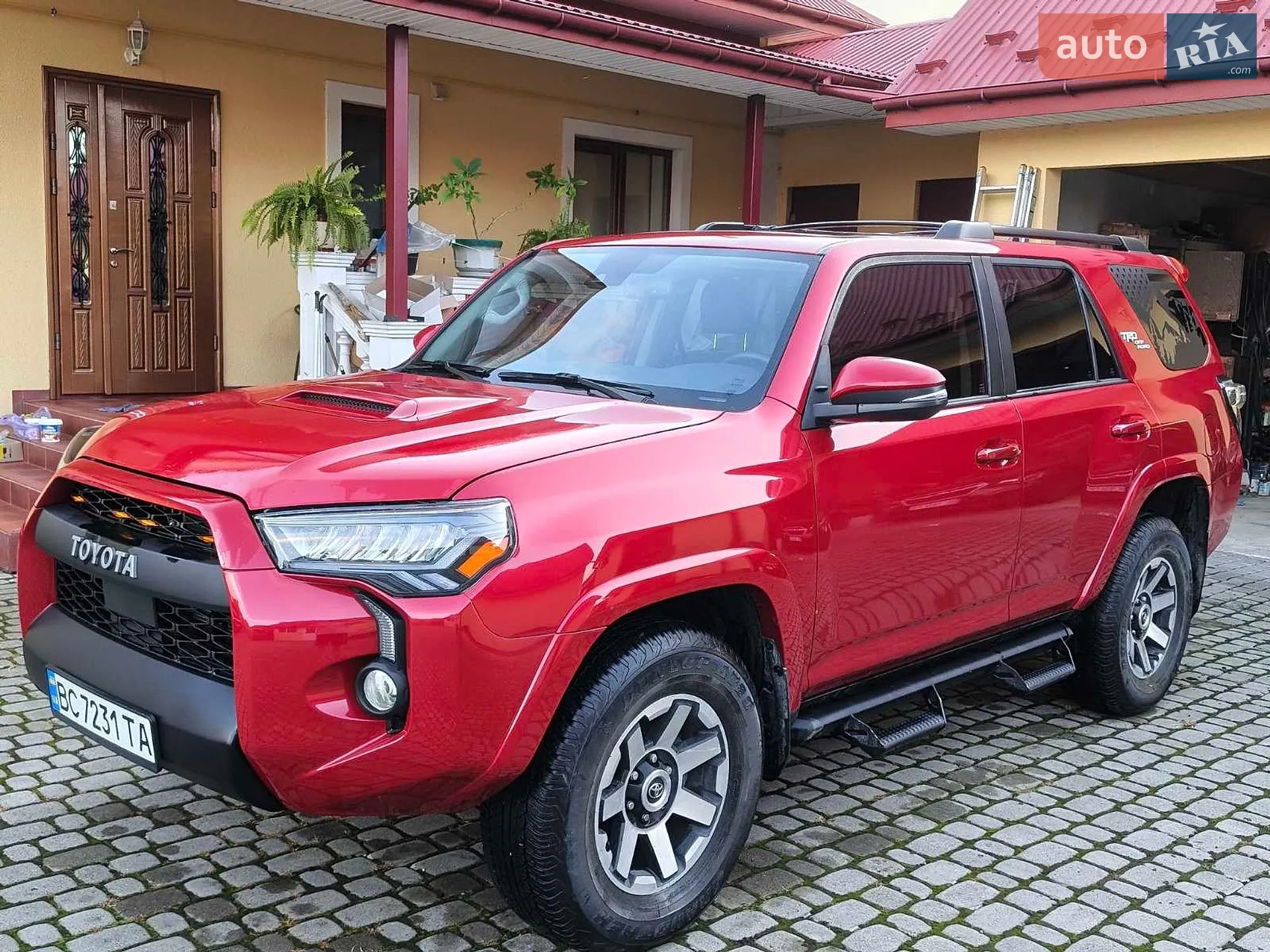 2020 Toyota 4Runner - мініатюра 2