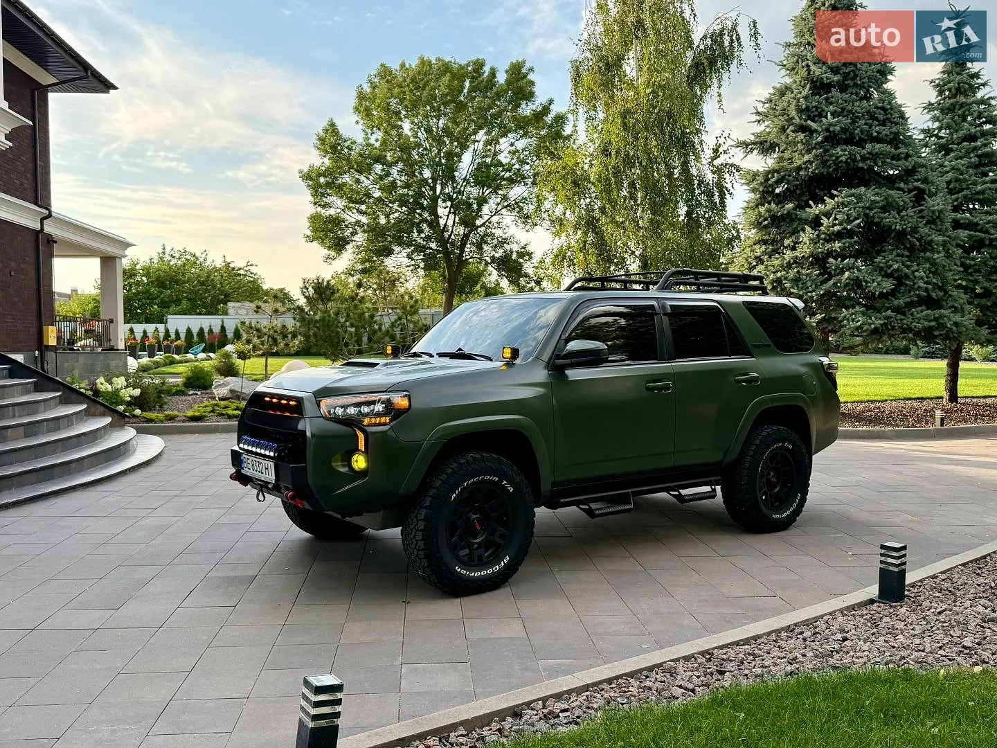 2020 Toyota 4Runner - мініатюра 2