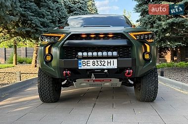 Внедорожник / Кроссовер Toyota 4Runner 2020 в Умани