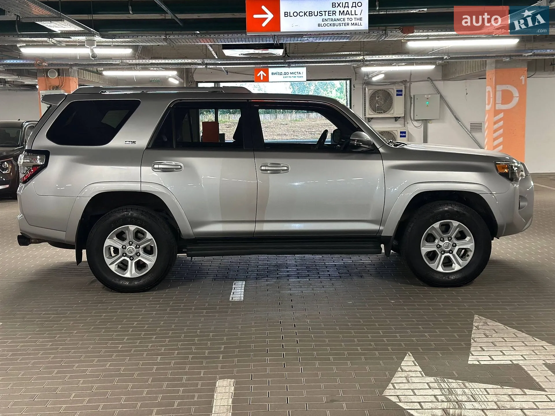 2016 Toyota 4Runner - мініатюра 4