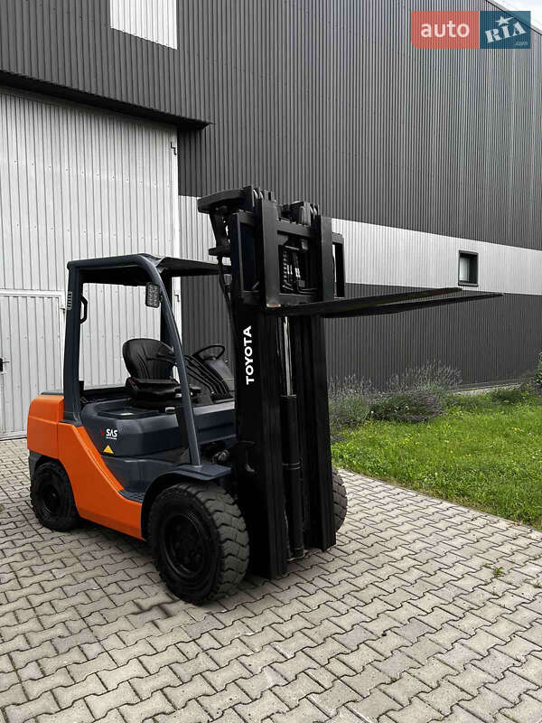 Toyota 52-8FDJF35 2008