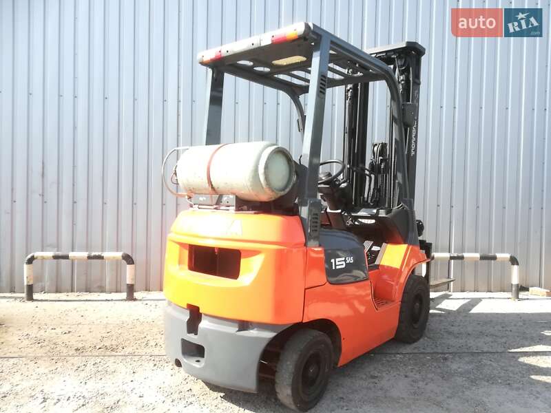 Вилочний навантажувач Toyota 7FGF18 2007 в Києві